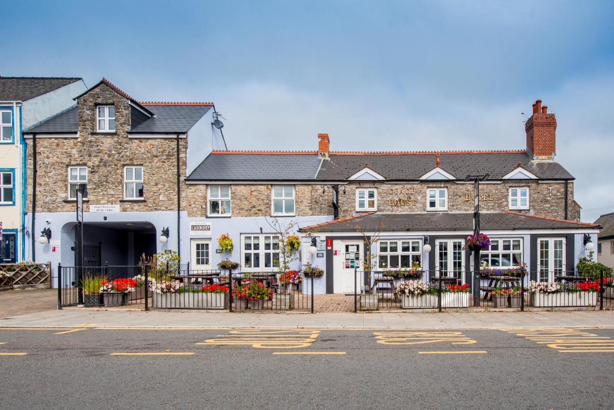 The Coach House Hotel Pembroke Exterior photo